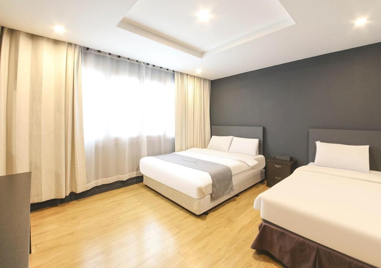Jeju Parkside Tourist Hotel Exterior foto
